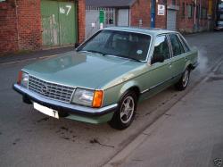 OPEL SENATOR green