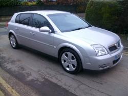 OPEL SIGNUM silver