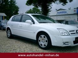 OPEL SIGNUM white