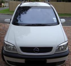 OPEL ZAFIRA white