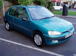 PEUGEOT 106 green