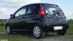 PEUGEOT 107 black