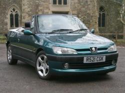 PEUGEOT 306 green