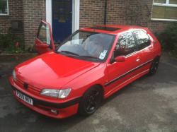 PEUGEOT 306 red