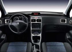 PEUGEOT 307 1.6 interior