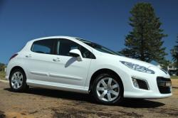 PEUGEOT 308 1.6 white