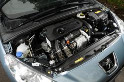 PEUGEOT 308 engine