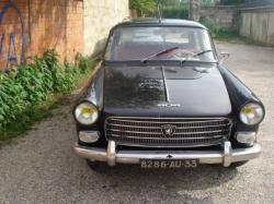 PEUGEOT 404 black