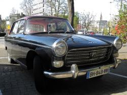 PEUGEOT 404 black