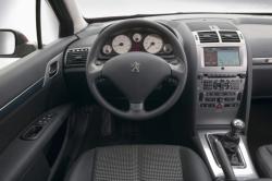 PEUGEOT 407 interior