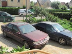 PEUGEOT 605 red