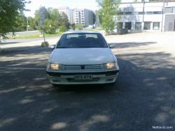 PEUGEOT 605 white