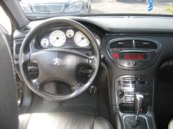 PEUGEOT 607 interior