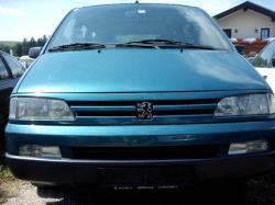 PEUGEOT 806 green