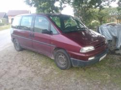 PEUGEOT 806 red