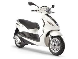 PIAGGIO FLY green