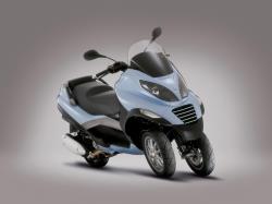 PIAGGIO MP3 blue