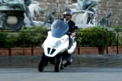 PIAGGIO MP3 green