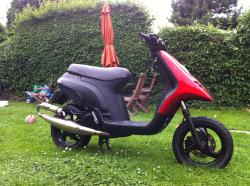 PIAGGIO TYPHOON red