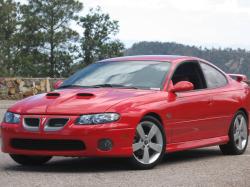 PONTIAC GTO 5.7 interior