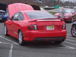 PONTIAC GTO red