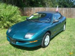 PONTIAC SUNBIRD green