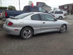 PONTIAC SUNBIRD silver