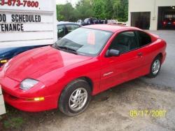 PONTIAC SUNFIRE red