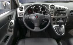 PONTIAC VIBE interior