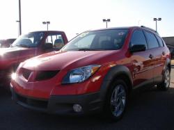 PONTIAC VIBE red