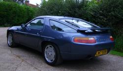 PORSCHE 928 blue