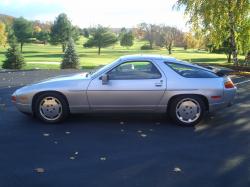 PORSCHE 928 silver