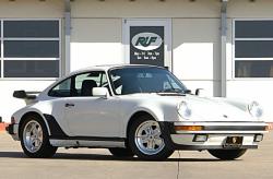 PORSCHE 930 white