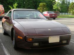 PORSCHE 944 2.5 brown