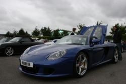 PORSCHE CARRERA GT blue