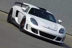 PORSCHE CARRERA GT white