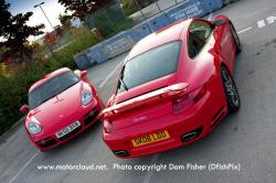 PORSCHE CAYMAN 2.7 red