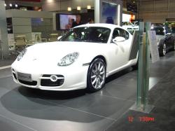 PORSCHE CAYMAN 2.7 white