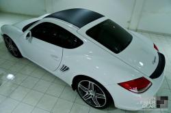 PORSCHE CAYMAN white