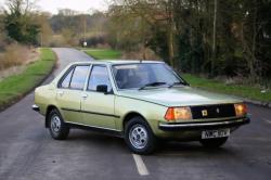 RENAULT 18 green