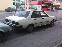 RENAULT 18 white