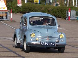 RENAULT 4 blue