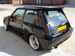 RENAULT 5 black