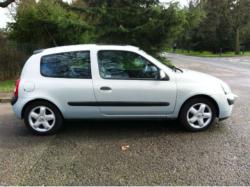 RENAULT 8 silver