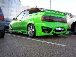 RENAULT 9 green