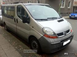 RENAULT 9 silver