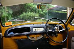 RENAULT DAUPHINE interior