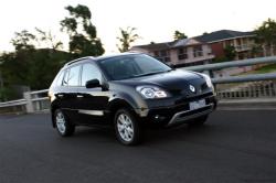 RENAULT KOLEOS black