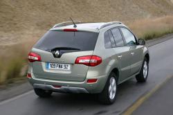 RENAULT KOLEOS green