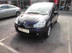 RENAULT MODUS 1.2 red